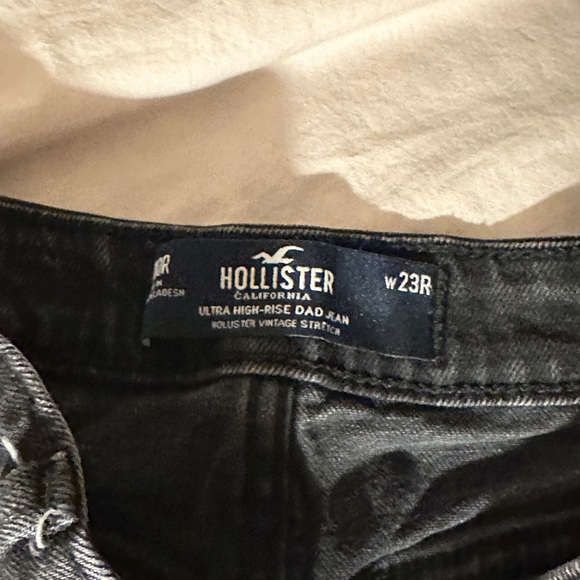 Hollister ultra high rise dad jeans - Picture 3 of 4